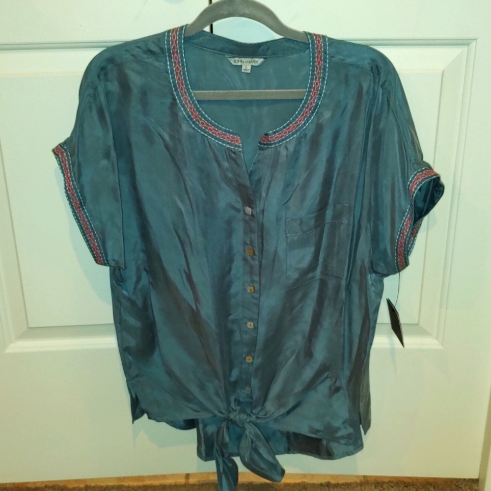 John Mark short sleeve blouse